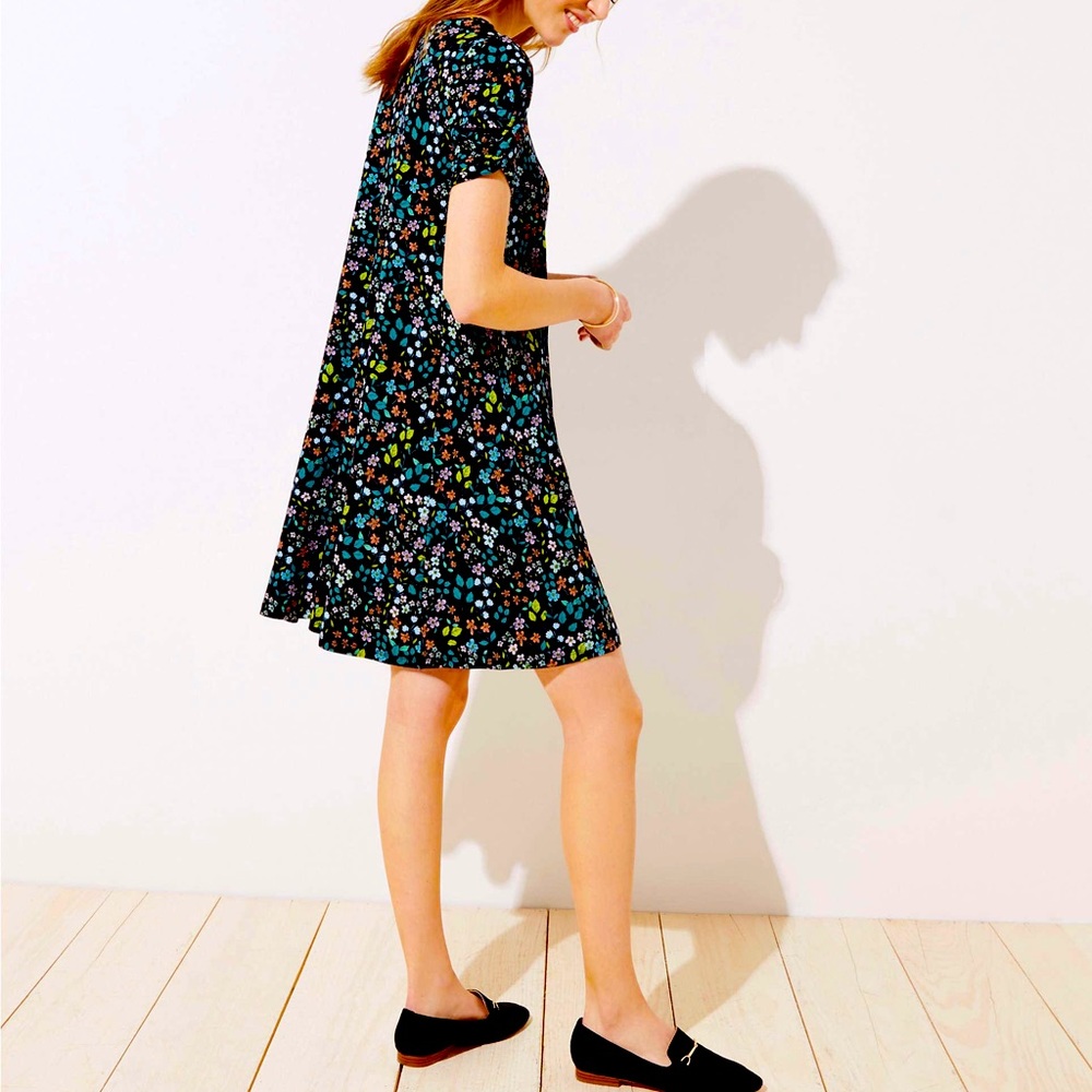 LOFT petite floral puff sleeve swing dress
